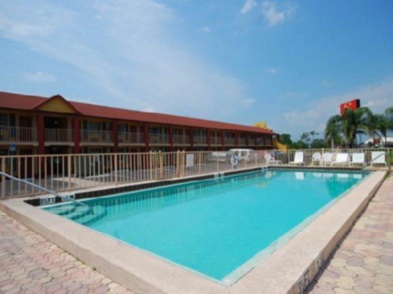 Econo Lodge Inn & Suites Maingate Central Kissimmee Facilidades foto